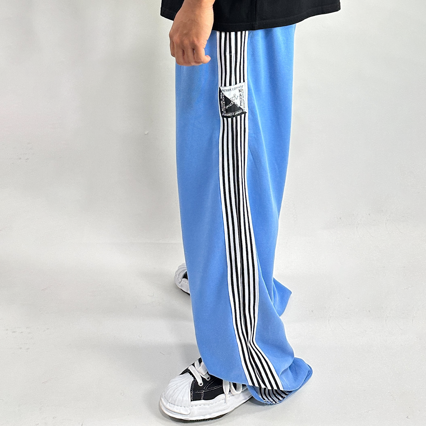 Action Man & Woman Sweatpants Pacific Blue
